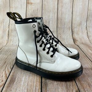 Women’s Dr Martens Zavala Size 7 White Leather Combat Boots Air Wair